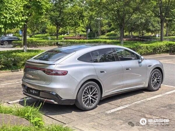 鸿蒙智行智界R7焕新版将增舱内共光路激光雷达